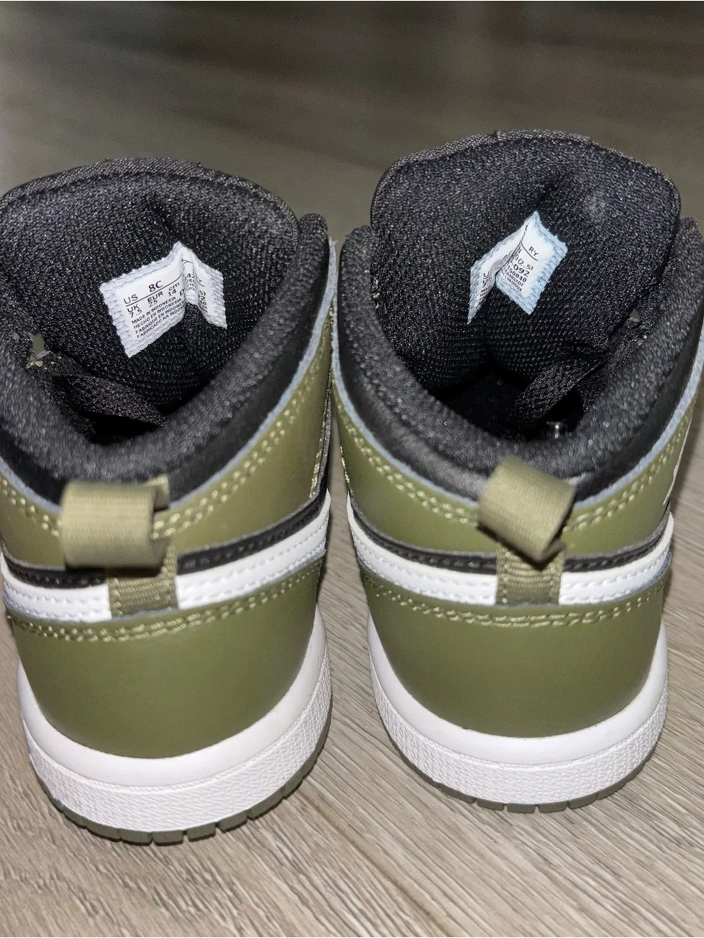 *NEW* TODDLER BABY NIKE AIR JORDAN 1 MID (TD) BLACK/WHITE-OLIVE Size 8c